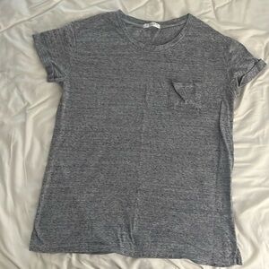 Women’s XL grey tshirt with chest pocket